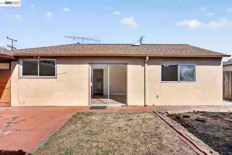 Exterior - 1206 Purdue St, San Leandro, CA 94579 photo 4 of 7