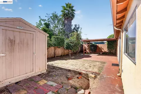 Exterior - 1206 Purdue St, San Leandro, CA 94579 photo 5 of 7