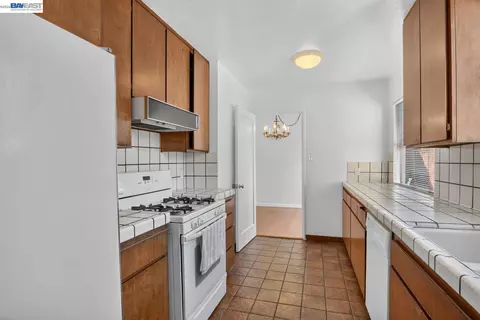Kitchen - 1206 Purdue St, San Leandro, CA 94579 photo 1 of 1