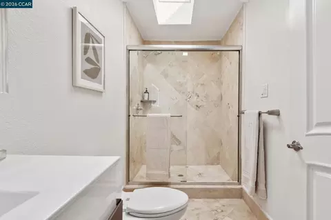 Bath - 3168 Diablo View Rd, Lafayette, CA 94549 photo 6 of 6
