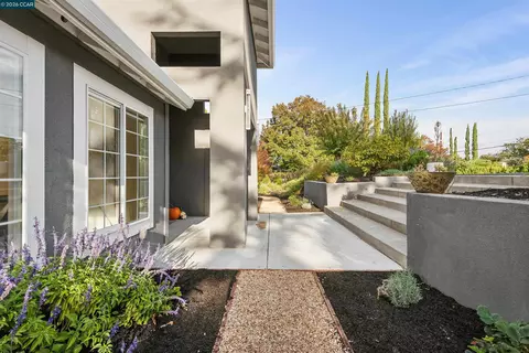 Exterior - 3168 Diablo View Rd, Lafayette, CA 94549 photo 7 of 13