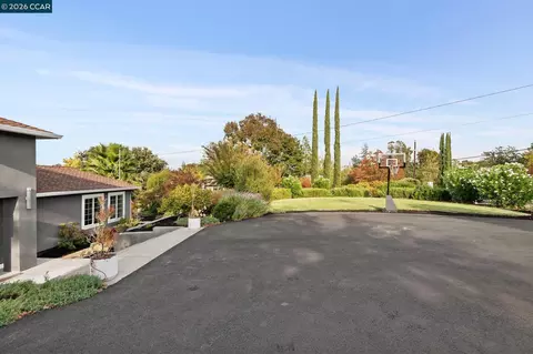 Exterior - 3168 Diablo View Rd, Lafayette, CA 94549 photo 9 of 13