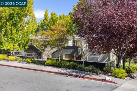 1116 Running Springs Rd #7, Walnut Creek, CA 94595