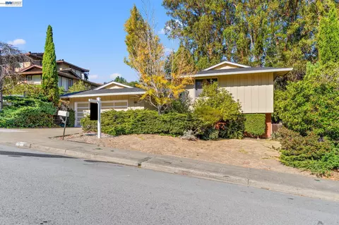 Exterior - 1350 Murchison Dr, Millbrae, CA 94030 photo 2 of 10