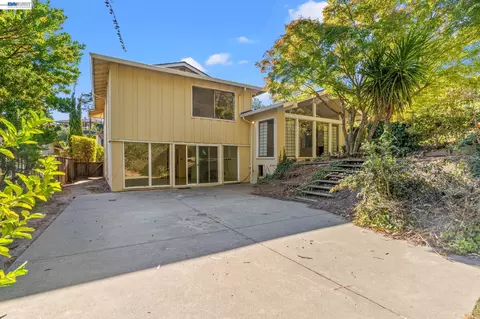 Exterior - 1350 Murchison Dr, Millbrae, CA 94030 photo 5 of 10