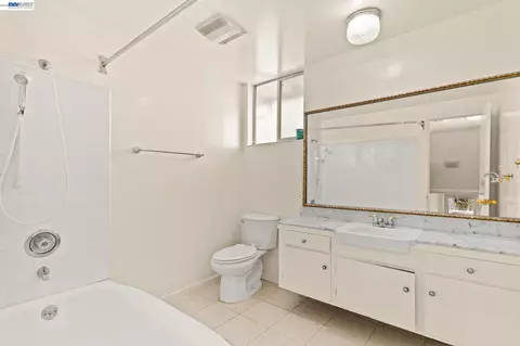 Bath - 1350 Murchison Dr, Millbrae, CA 94030 photo 2 of 3