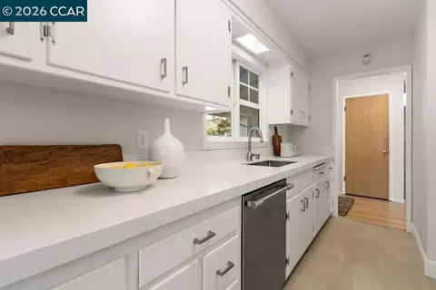 Kitchen - 9 Dickenson Dr, Moraga, CA 94556 photo 3 of 4