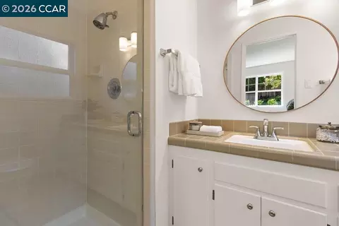 Bath - 9 Dickenson Dr, Moraga, CA 94556 photo 2 of 3