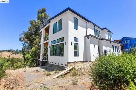 Exterior - 4980 Jensen Rd, Castro Valley, CA 94552 photo 7 of 13