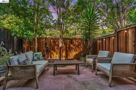 Exterior - 6003 Old Quarry Loop, Oakland, CA 94605 photo 3 of 8