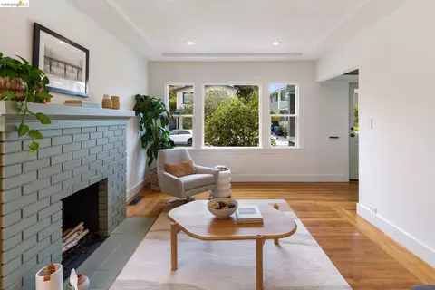 Living - 1048 Kains Ave, Albany, CA 94706 photo 1 of 3