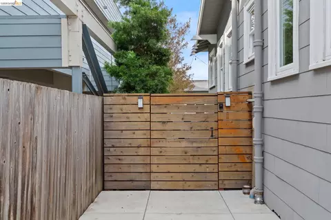 Exterior - 1048 Kains Ave, Albany, CA 94706 photo 12 of 14