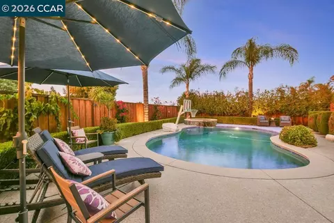 1760 Duchess Ter, Brentwood, CA 94513
