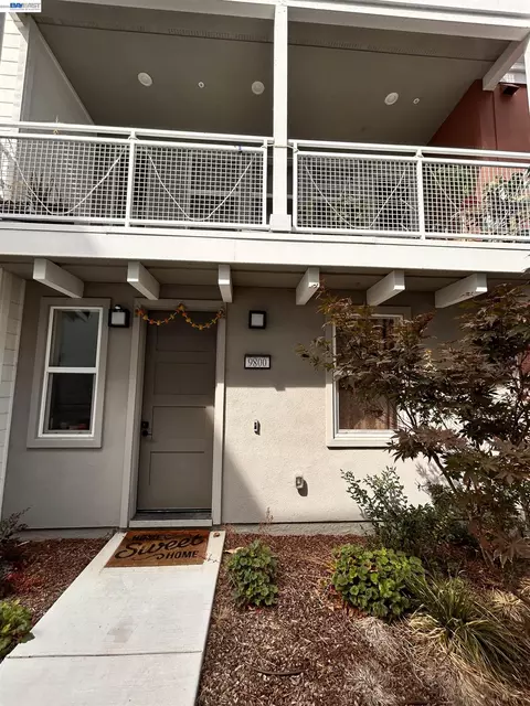 9800 Seawind Way, Newark, CA 94560 photo 2