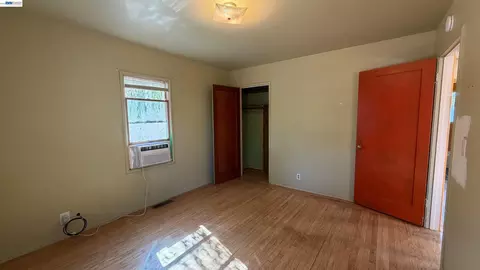 Bedroom - 640 E L St, Benicia, CA 94510 photo 2 of 2