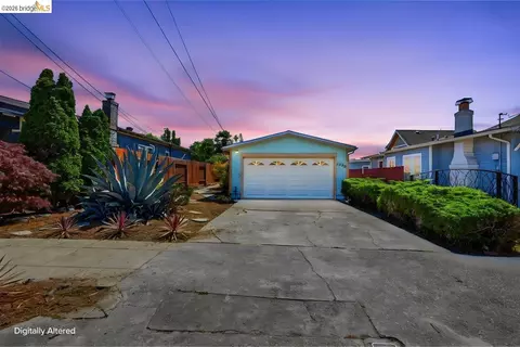 Exterior - 1530 Stuart St, Berkeley, CA 94703 photo 2 of 8