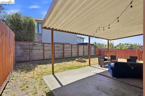 Exterior - 1530 Stuart St, Berkeley, CA 94703 photo 5 of 8