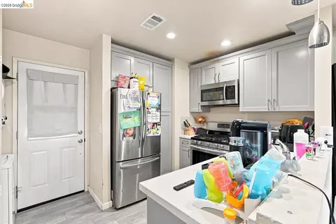 Kitchen - 1530 Stuart St, Berkeley, CA 94703 photo 1 of 4