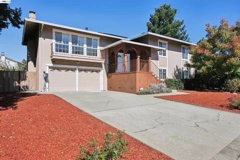 3247 Round Hill Dr, Hayward, CA 94542