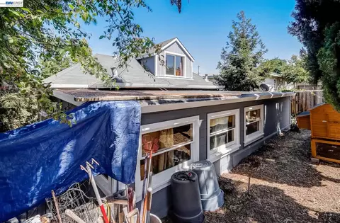 Exterior - 615 Sheridan St, Vallejo, CA 94590 photo 14 of 20