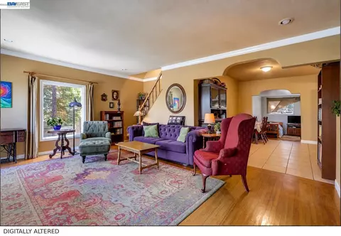 Living - 615 Sheridan St, Vallejo, CA 94590 photo 9 of 10