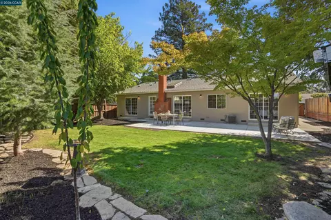Exterior - 29 Haven Pl, San Ramon, CA 94583 photo 9 of 10