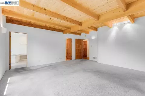 Bedroom - 1302 Westview Dr, Berkeley, CA 94705 photo 6 of 14