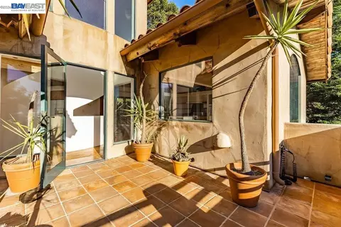 Exterior - 1302 Westview Dr, Berkeley, CA 94705 photo 15 of 18