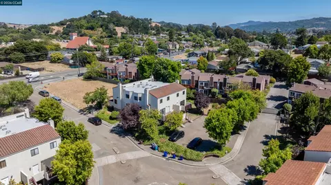 View/Area - 1707 Dalessi Dr, Pinole, CA 94564 photo 1 of 8