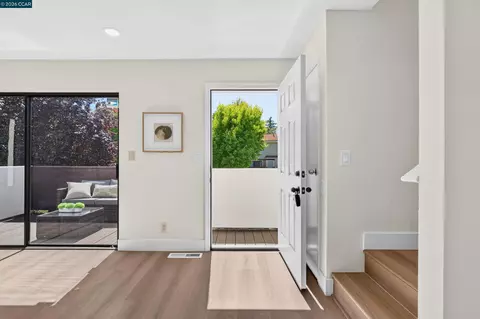 Entry Way - 1707 Dalessi Dr, Pinole, CA 94564 photo 1 of 3