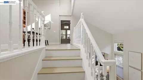 Entry Way - 34480 Alberta Ter, Fremont, CA 94555 photo 4 of 8