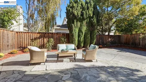 Exterior - 34480 Alberta Ter, Fremont, CA 94555 photo 5 of 9