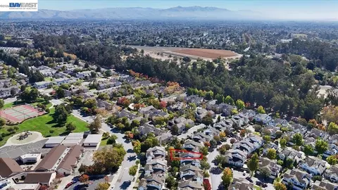View/Area - 34480 Alberta Ter, Fremont, CA 94555 photo 1 of 10