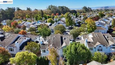 View/Area - 34480 Alberta Ter, Fremont, CA 94555 photo 10 of 10