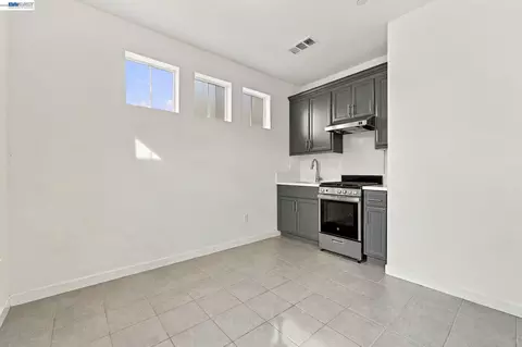 Other - 617 Whisper Ln, Pittsburg, CA 94565 photo 7 of 12