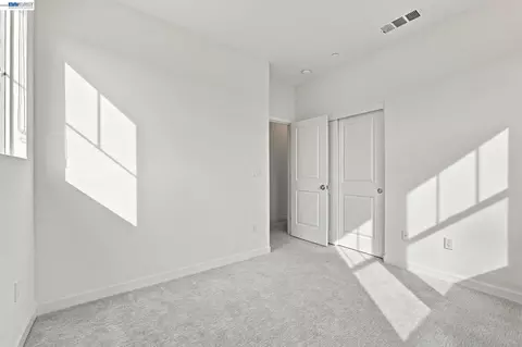 Bedroom - 617 Whisper Ln, Pittsburg, CA 94565 photo 15 of 18