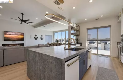 Kitchen - 3944 Lighthouse Pl, Discovery Bay, CA 94505 photo 1 of 4