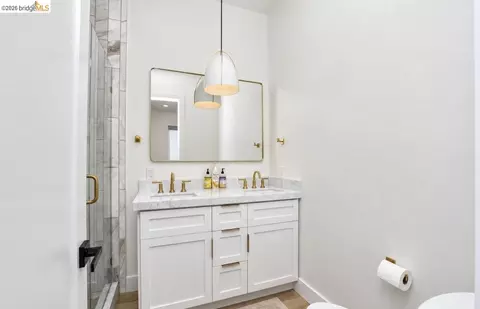 Bath - 3944 Lighthouse Pl, Discovery Bay, CA 94505 photo 3 of 5