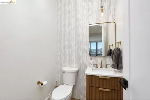 Bath - 3944 Lighthouse Pl, Discovery Bay, CA 94505 photo 5 of 5