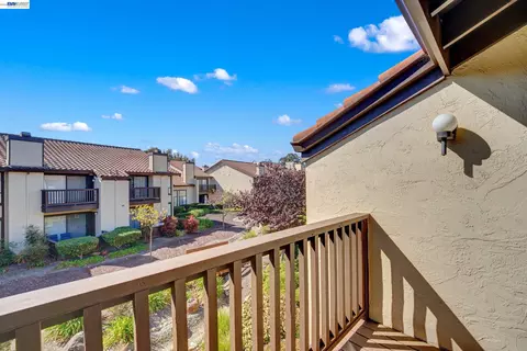 Other - 14407 Seagate Dr, San Leandro, CA 94577 photo 4 of 13