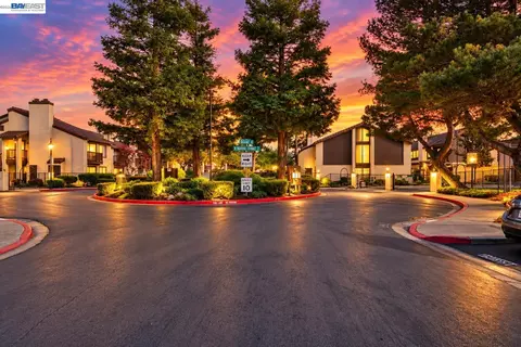 Other - 14407 Seagate Dr, San Leandro, CA 94577 photo 9 of 13