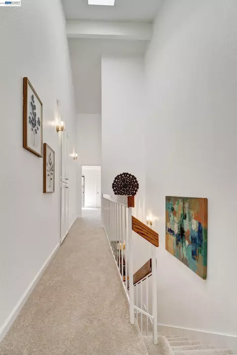 Entry Way - 14407 Seagate Dr, San Leandro, CA 94577 photo 1 of 1