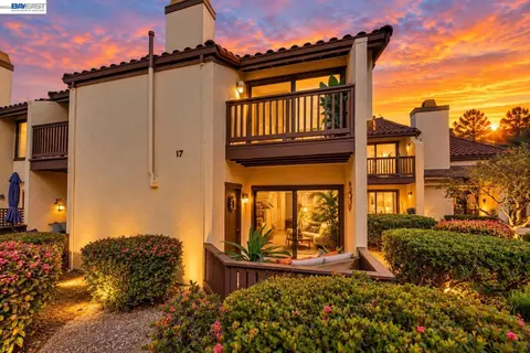 Exterior - 14407 Seagate Dr, San Leandro, CA 94577 photo 7 of 12