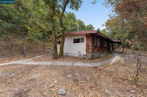 Exterior - 3471 Springhill Rd, Lafayette, CA 94549 photo 8 of 10