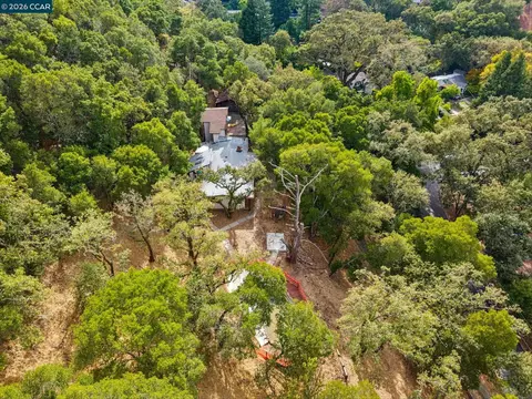 View/Area - 3471 Springhill Rd, Lafayette, CA 94549 photo 2 of 2