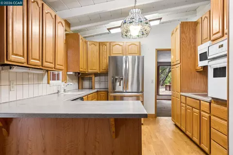 Kitchen - 3471 Springhill Rd, Lafayette, CA 94549 photo 1 of 3