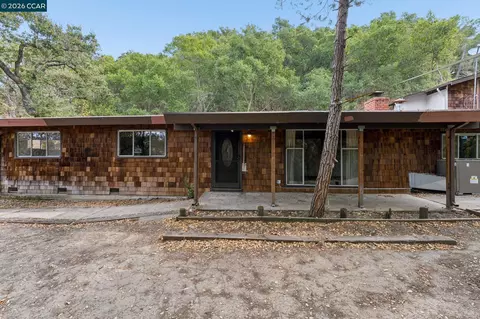 Exterior - 3471 Springhill Rd, Lafayette, CA 94549 photo 3 of 10