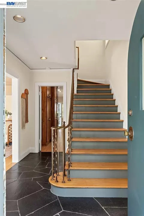 Entry Way - 1594 Le Roy Ave, Berkeley, CA 94708 photo 1 of 4