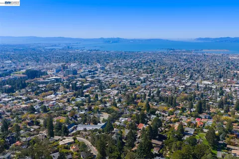 View/Area - 1594 Le Roy Ave, Berkeley, CA 94708 photo 8 of 11