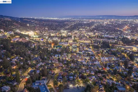 View/Area - 1594 Le Roy Ave, Berkeley, CA 94708 photo 4 of 11